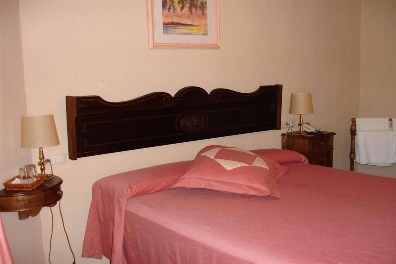 Hotel Sant Feliu Sant Feliu de Boada Luaran gambar