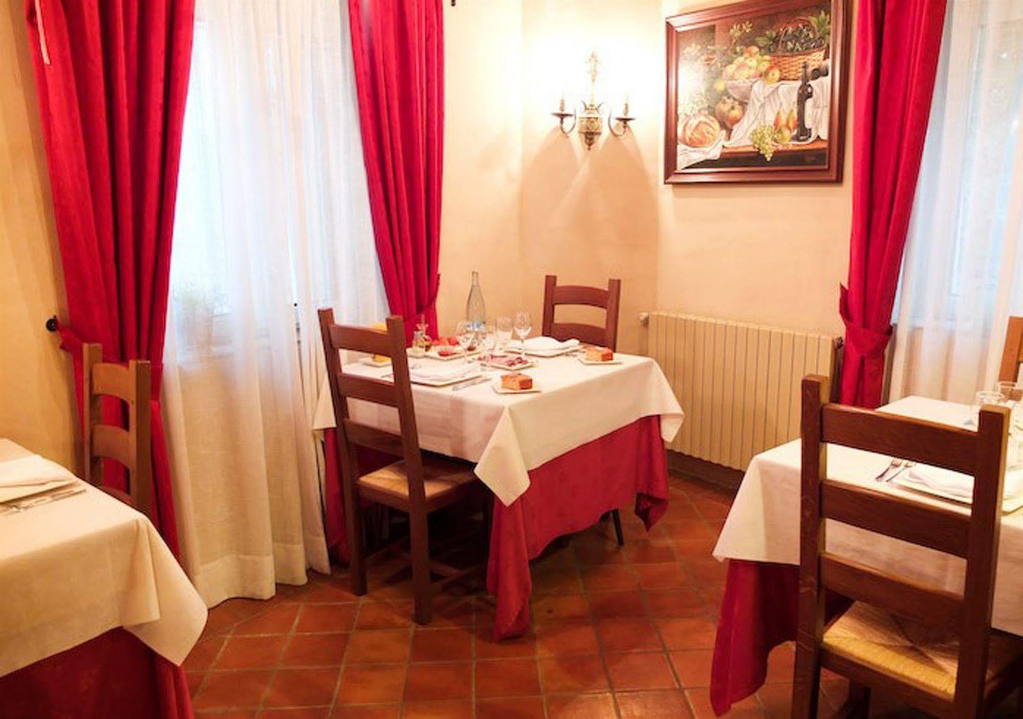 Hotel Sant Feliu Sant Feliu de Boada Luaran gambar
